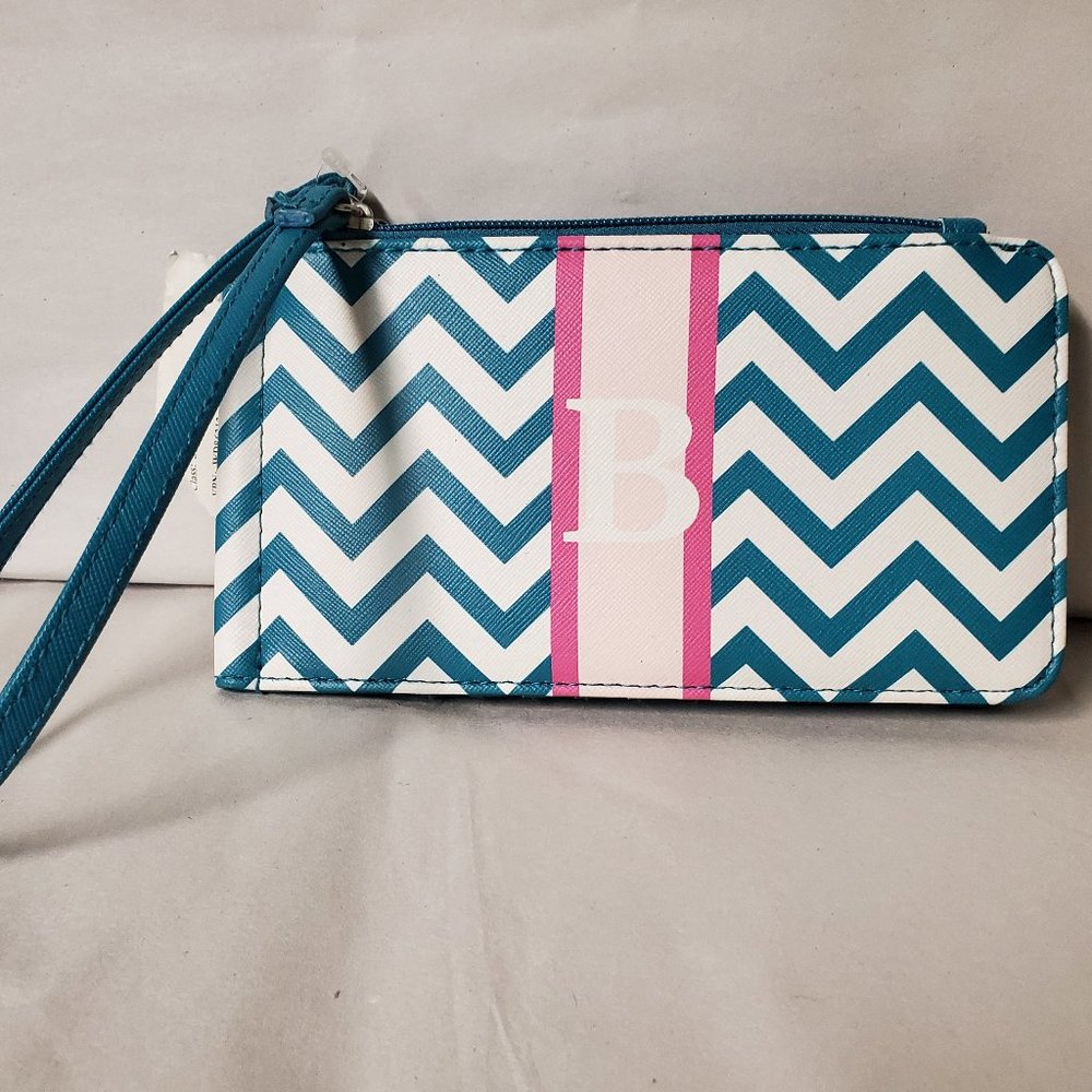 Wristlet Wallet Organizer Zig Zag Design NWOT